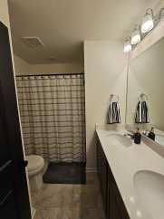 Bright & Stylish 3-Bedroom End-Unit Townhome