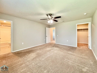 Live in Luxury in this beautiful 3bed/2bath single story home near Randolph & Ft. Sam!