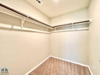 Live in Luxury in this beautiful 3bed/2bath single story home near Randolph & Ft. Sam!