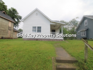3 Bed 1 Bath Home For Rent W/ Fenced Yard