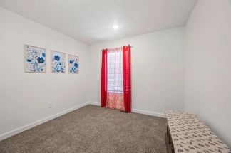 BEAUTIFUL 3 Bedroom 2.5 Bath 2-story home located in Bentonville!!!!