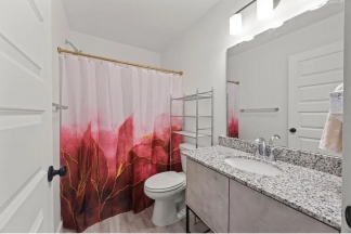 BEAUTIFUL 3 Bedroom 2.5 Bath 2-story home located in Bentonville!!!!