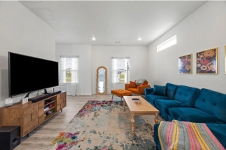 BEAUTIFUL 3 Bedroom 2.5 Bath 2-story home located in Bentonville!!!! **MOVE IN SPECIAL!!!***