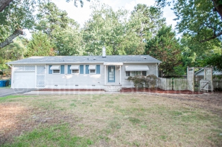 Charming 3-Bedroom Home for Rent in Durham, NC – Landscaping Included!
