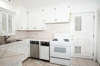 Charming 3-Bedroom Home for Rent in Durham, NC – Landscaping Included!