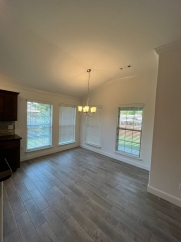 BEAUTIFUL 3 Bedroom 2 Bath Home in Pea Ridge