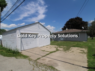 Cute 2 bed 1 bath Home For Rent W/ Detached Garage (SECTION 8 APPROVED)