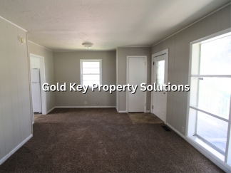 Cute 2 bed 1 bath Home For Rent W/ Detached Garage (SECTION 8 APPROVED)