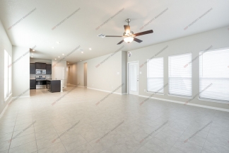Stunning 4-Bedroom Home in Villages of Westfield