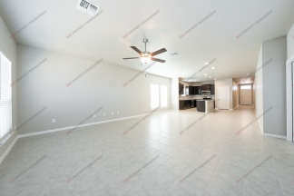 Stunning 4-Bedroom Home in Villages of Westfield