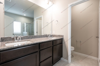 Stunning 4-Bedroom Home in Villages of Westfield
