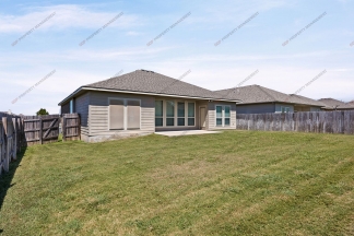 Academy ISD-3 Bedroom/2 Bath
