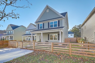 IMMACULATE Park Circle Home!