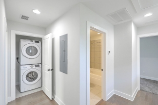 IMMACULATE Park Circle Home!