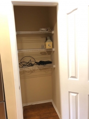 Move in Ready Town House in Charleston Park!