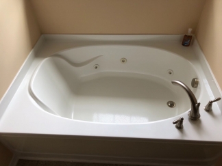 Move in Ready Town House in Charleston Park!