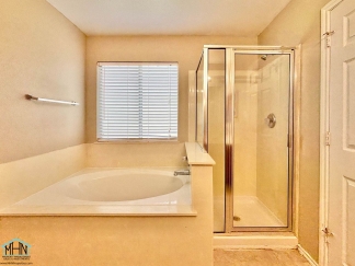 Your Perfect Retreat Awaits! A Charming 3-Bedroom 2-Bath Home Nestled in a Friendly Neighborhood!