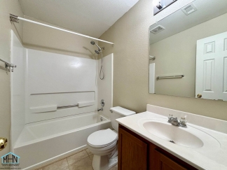 Your Perfect Retreat Awaits! A Charming 3-Bedroom 2-Bath Home Nestled in a Friendly Neighborhood!