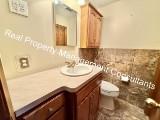 2 Bedroom, 1.5 Bath Now Available!