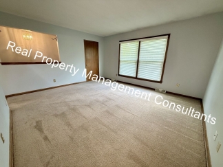 2 Bedroom, 1.5 Bath Now Available!