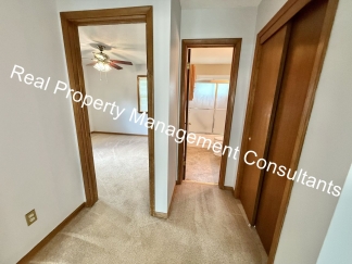 2 Bedroom, 1.5 Bath Now Available!