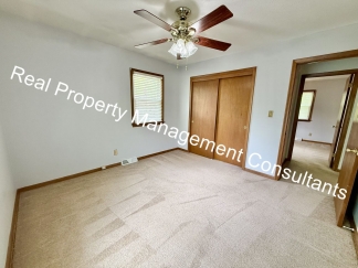 2 Bedroom, 1.5 Bath Now Available!