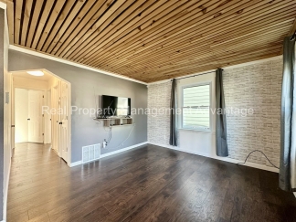 Beautifully Updated 3 Bedroom Bungalow Minutes from Livernois Ave of Fashion and Ferndale!
