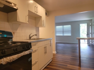 Fully Renovated East Point Gem – Minutes from Downtown ATL College Park Eateries and Delta!