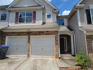 Peaceful 2-Story Townhome - Soothing sounds of a Private Creek Flowing Just Beyond Your Patio