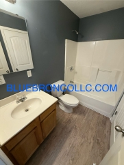 Spacious 3 Bedroom Townhome in Lee’s Summit – Available Now!