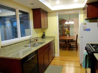 Beautiful Updated Los Gatos Condo! Los Gatos Village!
