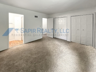 6000 Regent Manor