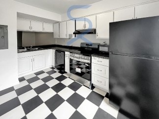 6000 Regent Manor - Sizzling Summer Steal! Move in by July 30th and choose your reward — a FREE 55 Smart TV or a $250 Amazon gift card, on us! Don’t miss out!