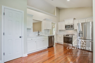 7069 Windmill Creek Rd - Available Now!