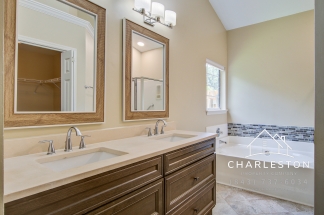 7069 Windmill Creek Rd - Available Now!