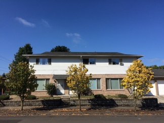 Spacious Alberta Arts Triplex 2 Bed, 1.5 Bath w/ Garage--Minutes to Dining and Entertainment!!
