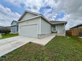 Welcome Home to this Charming 3-Bedroom 2-Bath Home in Southton Lake – A Modern Comfort on San Antonio’s South Side!
