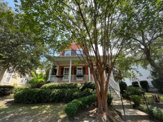 Beautiful custom Daniel Island home!