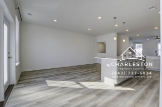 847 Recess Pointe Dr - Available Now!