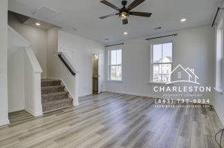 847 Recess Pointe Dr - Available Now!