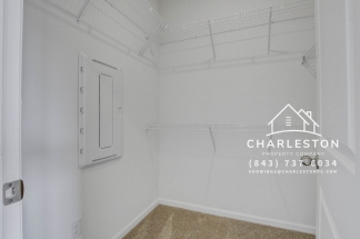 847 Recess Pointe Dr - Available Now!