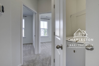 847 Recess Pointe Dr - Available Now!