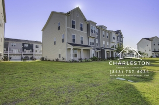 847 Recess Pointe Dr - Available Now!