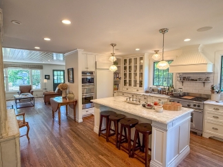 Downtown Los Gatos Gem - Exquisite 3 Bed, 3 Bath Entertainers Dream!