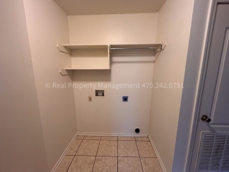 3 Bed 2 Bath Duplex ready now! Southside Fort Smith