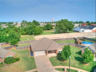 Coming Soon!! 4 Bed 2 Bath Home  in the Heart of Mustang