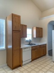 Single Story home in Village Green!