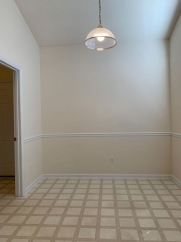 Single Story home in Village Green!