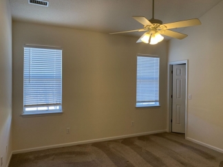 Single Story home in Village Green!
