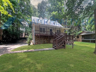 4125 Maple Ferry Dr